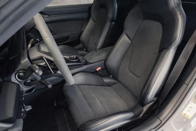 Porsche 911 Carrera GTS