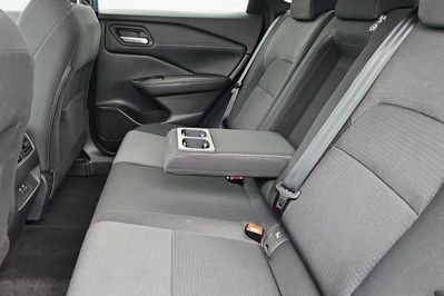 Nissan Qashqai 1.3 DIG-T mHEV N-Connecta