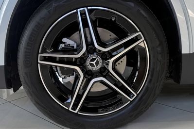 Mercedes GLA 220  4-Matic AMG Line