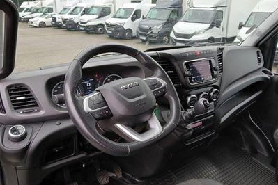 Iveco Daily 70C18 Zabudowa + Tył spanie