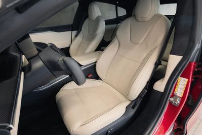 Tesla Model S Plaid