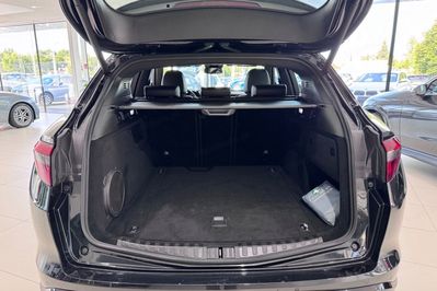 Alfa Romeo Stelvio Turbo Veloce Q4