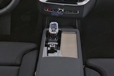 Volvo XC90 T8 AWD Plug-In Hybrid Plus Bright 7os