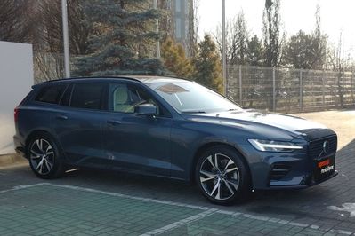 Volvo V60 B4 B Plus Dark aut