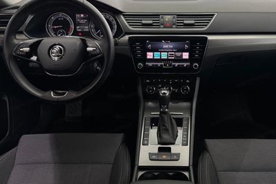 Skoda Superb 2.0 TDI SCR Style DSG