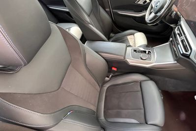 BMW Seria 3 318d M Sport aut
