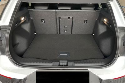 Ford Explorer Premium 77kWh RWD