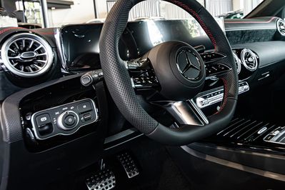Mercedes CLA 200 mHEV AMG Line 7G-DCT