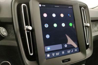 Volvo XC40 B3 Essential