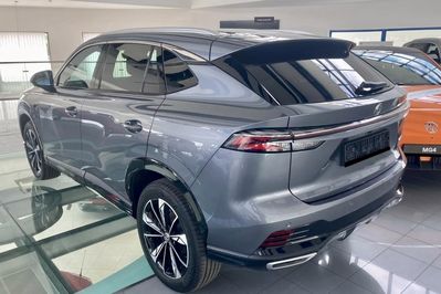 MG HS Exclusive 1.5 AT