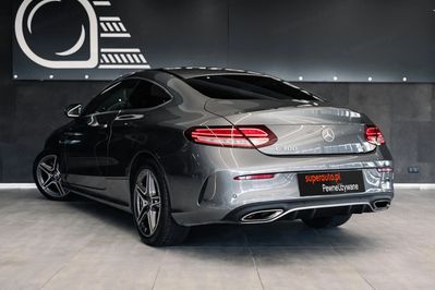 Mercedes Klasa C 300 4MATIC 9G-Tronic