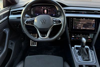Volkswagen Arteon 2.0 TSI GPF R-Line DSG