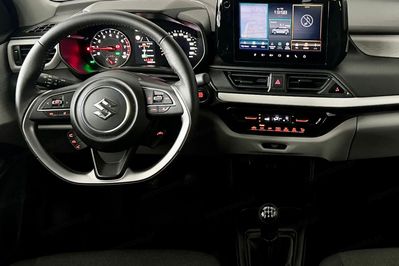 Suzuki Swift 1.2 Dualjet SHVS Premium Plus CVT