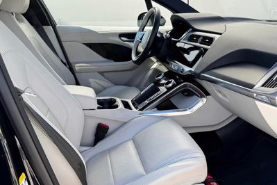 Jaguar I-Pace EV400 AWD R-Dynamic SE