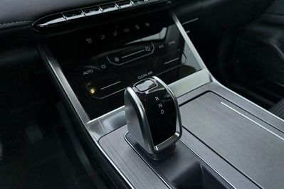 Chery Tiggo 4 Essential  1.5 T-GDI HEV DHT