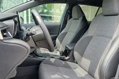 Toyota Corolla Hybrid Style