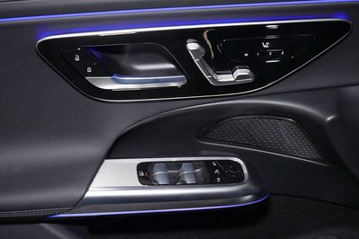 Mercedes E Klasa 220 d 4-Matic AMG