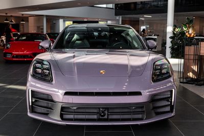 Porsche Panamera 4