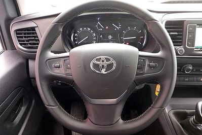 Toyota ProAce L2H1