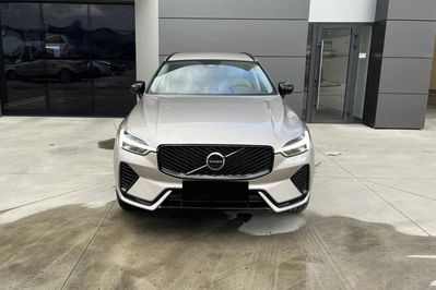 Volvo XC60 T6 Plug-In Hybrid AWD Plus Dark