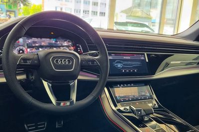 Audi Q8 45 TDI mHEV quattro Tiptronic