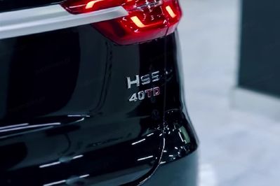Hongqi HS5 2.0T AWD