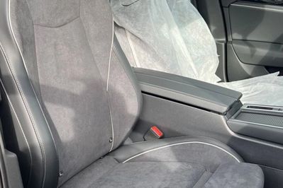 Volkswagen Passat Business Plus 1.5 TSI mHEV DSG