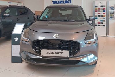 Suzuki Swift Premium Plus 1.2 Dualjet SHVS
