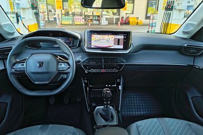 Peugeot 208 1.2