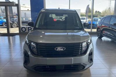 Ford Tourneo Courier Trend A7