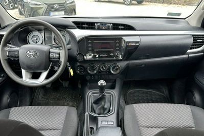 Toyota HiLux 2.4 D-4D Double Cab DLX 4x4