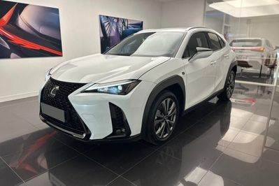Lexus UX 300h F Sport Design Hybrid Dynamic Force