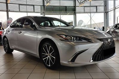 Lexus ES 300h Business Edition 2.5 E-CVT