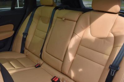 Volvo V60 B4 Plus Dark