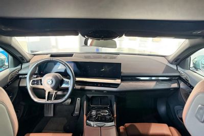 BMW Seria 5 Touring 520d xDrive M Sport