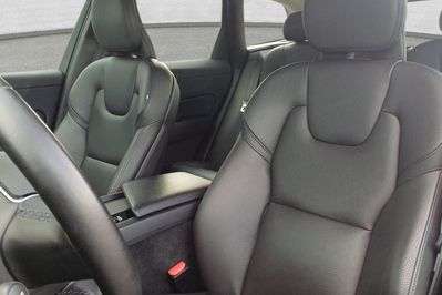 Volvo XC60 B4 B Momentum Pro aut