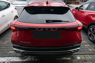 Omoda 5 1.5 T-GDI Hybrid Premium DHT