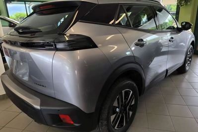 Peugeot 2008 Edition e-DCS6 PureTech mHEV