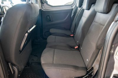Opel Combo Van L2H1 Zabudowa Brygadowa AT8