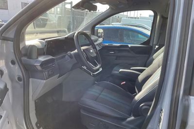 Ford Tourneo Custom 320 L2H1 Sport A8 AWD