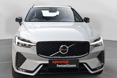 Volvo XC60 B5 B AWD Plus Dark