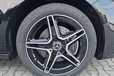Mercedes Klasa A 250 e AMG Line