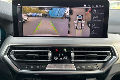BMW iX3 80kWh Impressive