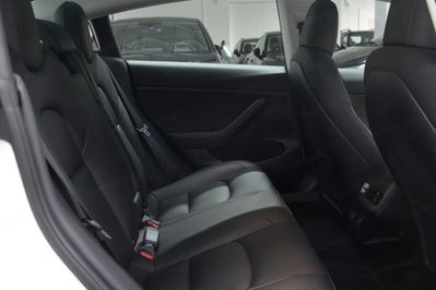 Tesla Model 3 3 Long Range AWD