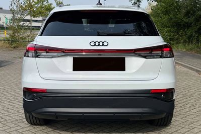 Audi Q4 e-tron 45 S Line Edition