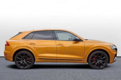 Audi Q8 55 TFSI mHEV quattro Tiptronic