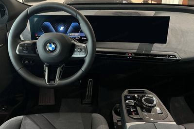 BMW iX xDrive45 M Sport