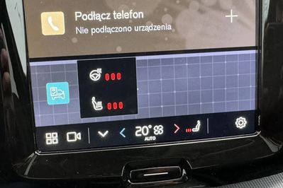 Volvo XC60 T6 Plug-In Hybrid AWD Ultra Dark