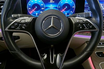 Mercedes Klasa E 220 d 4MATIC AMG/Avantgarde