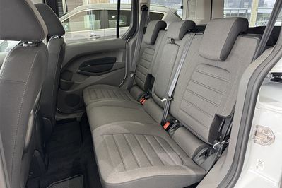 Ford Tourneo Connect L1H1 Titanium